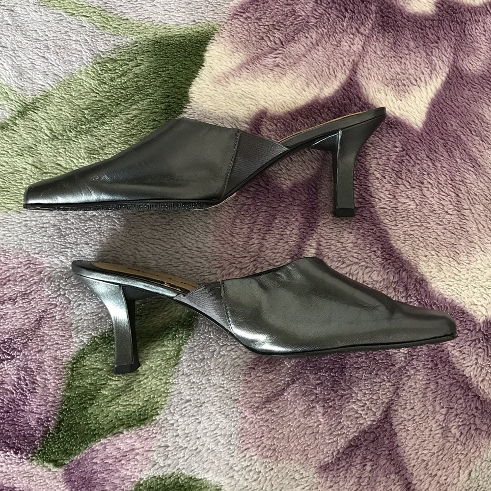 Bellini Heeled Leather Mules - Picture 8 of 13